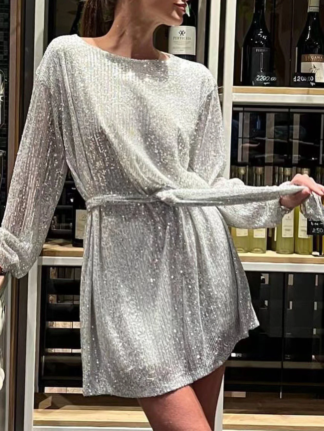 فستان نسائي صيفي أنيق برباط وأكمام طويلة ورقبة قارب على شكل حرف A فستان نادي ليلي صغير