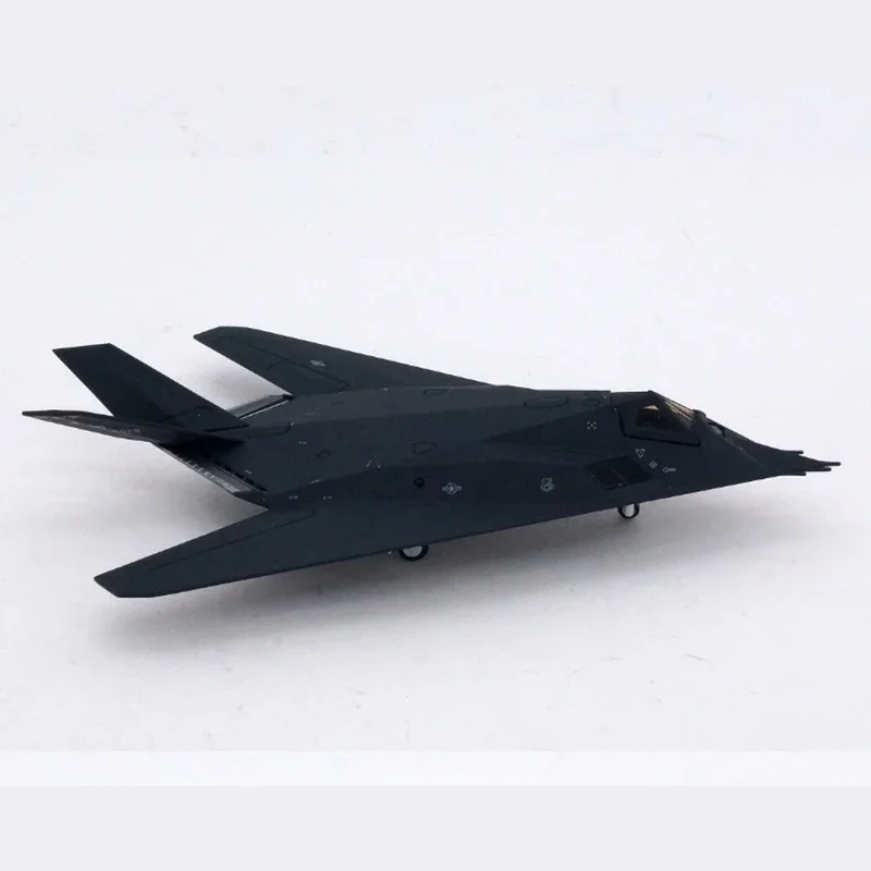 Diecast 1:200 Scale U.S. Air Force F-117 F117 Nighthawk HG6511 Alloy Finished Simulation Model Souvenir Gifts For Adult Boy