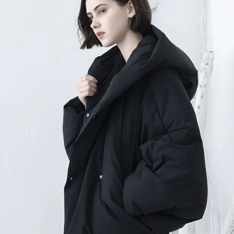 2025 nuevo abrigo cálido de invierno con capucha para mujer estilo francés algodón negro bolsillos chaqueta gruesa pantalón corto Casual prendas de vestir exteriores