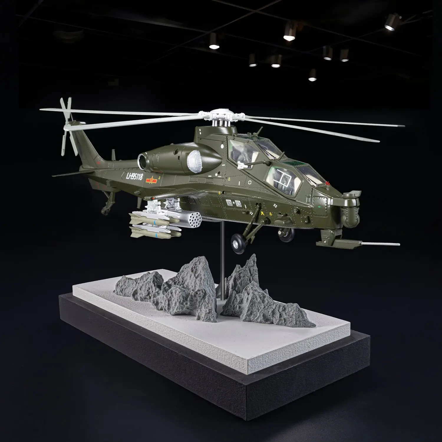 Zhuhai Airshow, 1:48, Z-10 helicopter model, Z-10 aircraft model, alloy simulation ornament, retirement gift