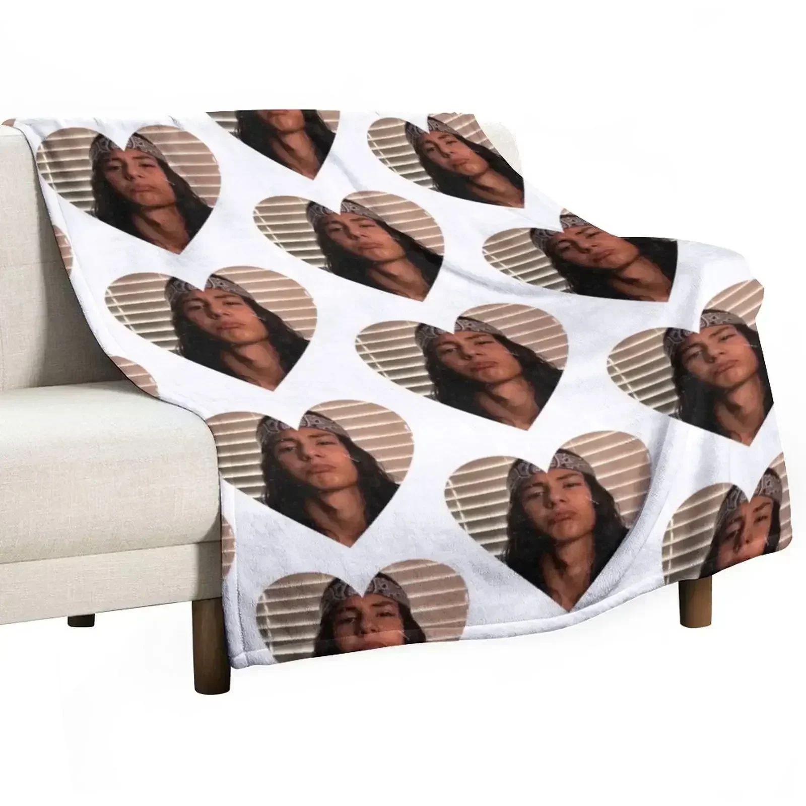 New Miguel Cazarez mora Throw Blanket Flannel Fabric Decorative Throw Fashion Sofas Stuffeds Furrys Beach Blankets
