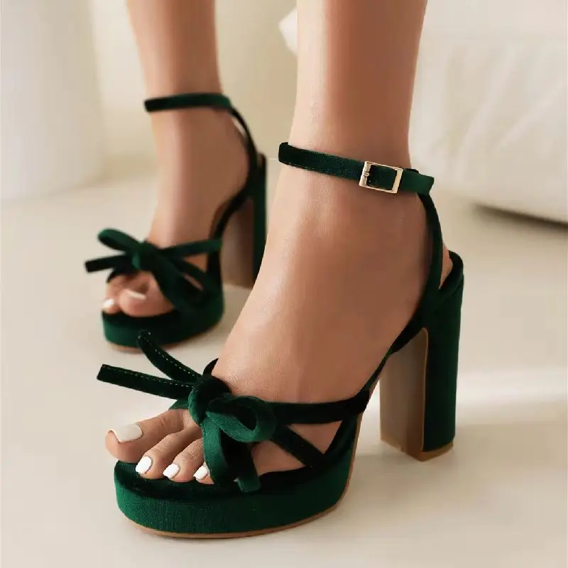 

Бархатные босоножки на высоком каблуке, женская летняя обувь, модные шлепанцы с ремешками на щиколотке, черные, красные, зеленые женские свадебные туфли на каблуке