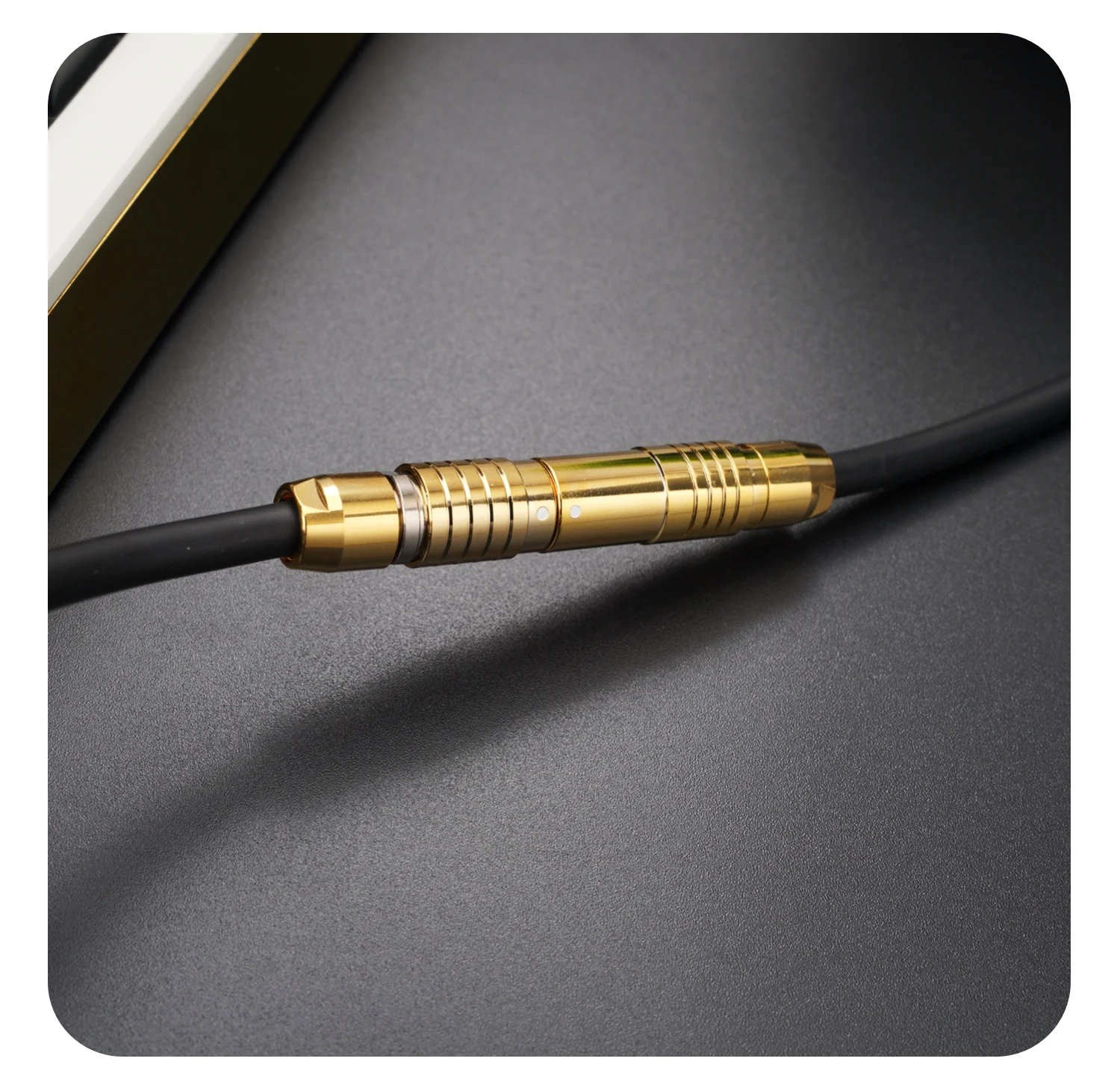 GeekBable handmade DIY customized computer mechanical keyboard data cable super elastic series gold hardware matte black