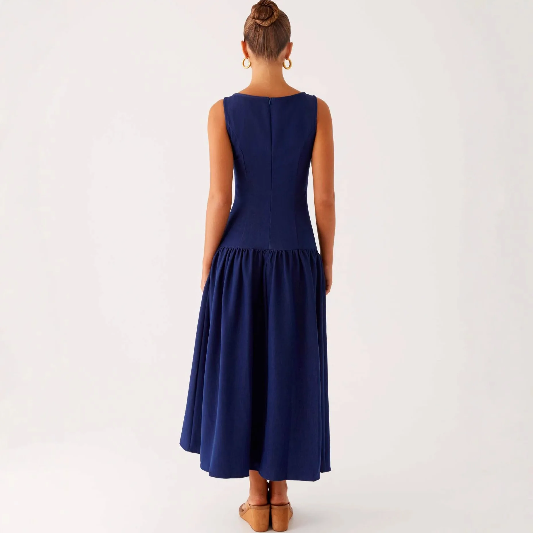 Euro-americano feminino novo primavera-verão chique cor sólida painéis fino-encaixe denim botão sem mangas maxi vestido