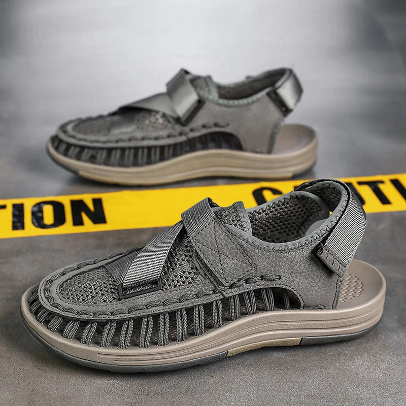 Fashion Men Sandals Breathable Hand-woven Sandals Outdoor Non-Slip Beach Sandals Summer Men's Wading Shoes Zapato Hombre