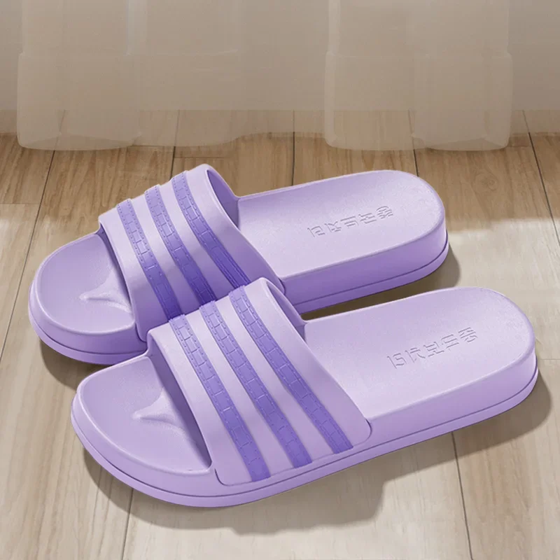 SHAJI 2026 Neue Unisex Cloud Slides, Sommer Leichte EVA Rutschfeste Hausschuhe, Paar-Fußbekleidung für Badezimmer Innen- und Außenbereich Zuhause