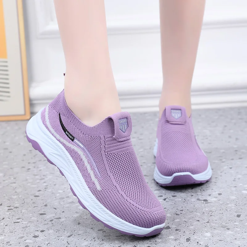 

Весенняя легкая и дышащая обувь без шнуровки для мам среднего и пожилого возраста, повседневная спортивная нескользящая женская обувь на мягкой подошве, удобная обувь на плоской подошве