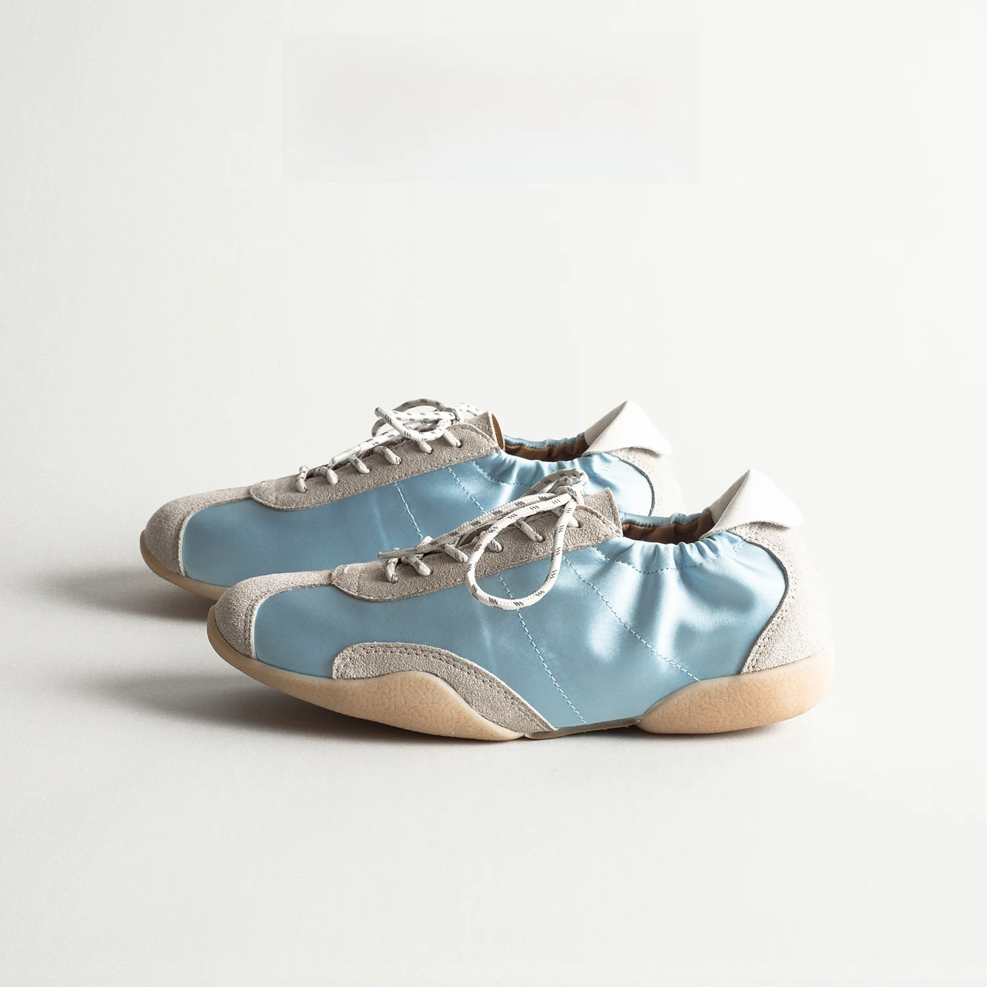chaussures-agan-decontractees-et-sportives-pour-femmes-style-ballet-en-satin-veritable-rehaussees-de-5-cm-polyvalentes-color-block-a-lacets-collection-printemps