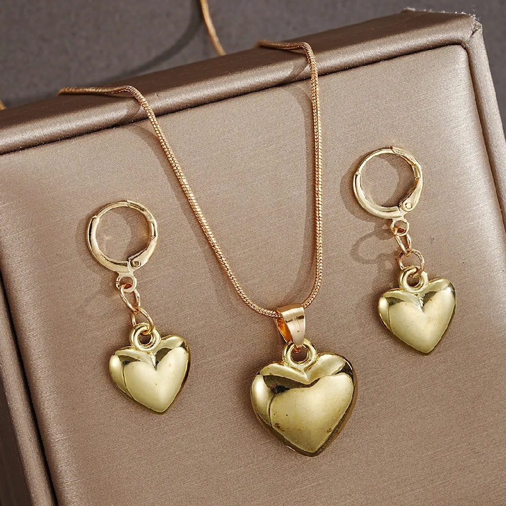 1Set Hot Selling Peach Heart Pendant Necklace Ear Buckle Jewelry Set for Women's Fashionable, Simple and Caring High-End Jewelry