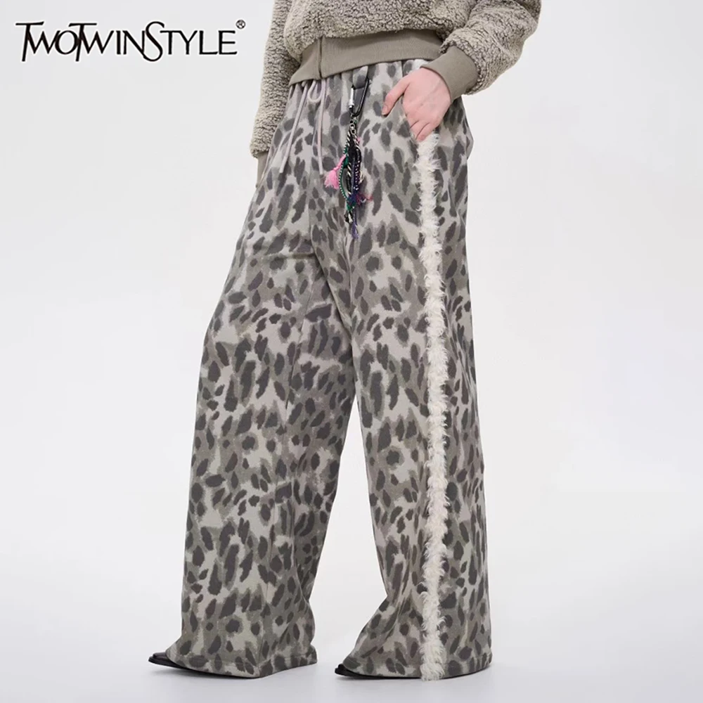 TWOTWINSTYLE Leopard Spliced Pockets Pants For Women High Waist Patchwork Raw Hem High Street Casual Wide Leg Pant Female New