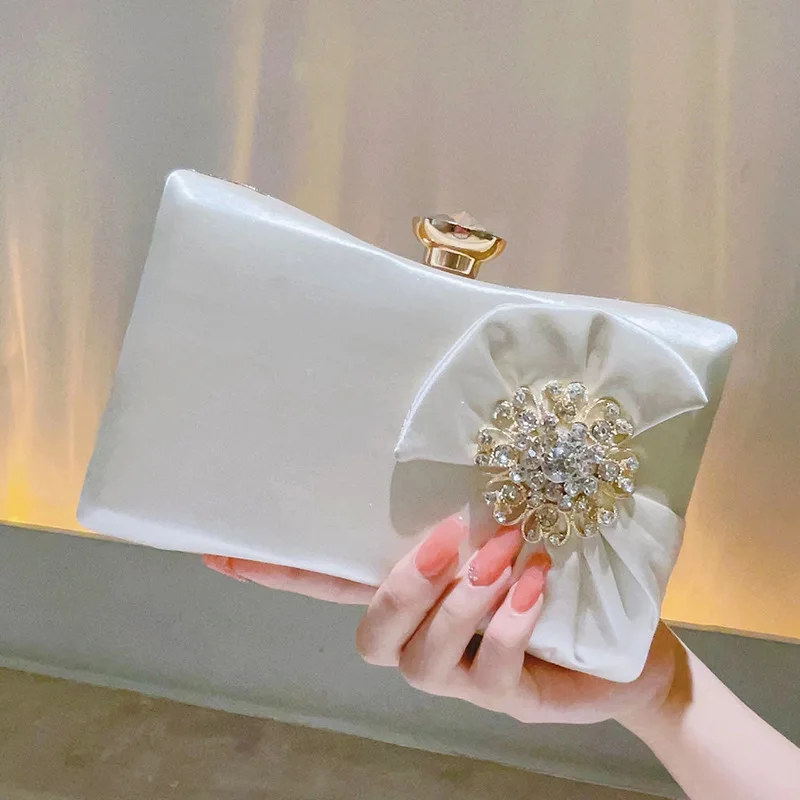 

Luxury satin dress dinner bag, elegant socialite handbag, fashionable diamond studded flower handbag