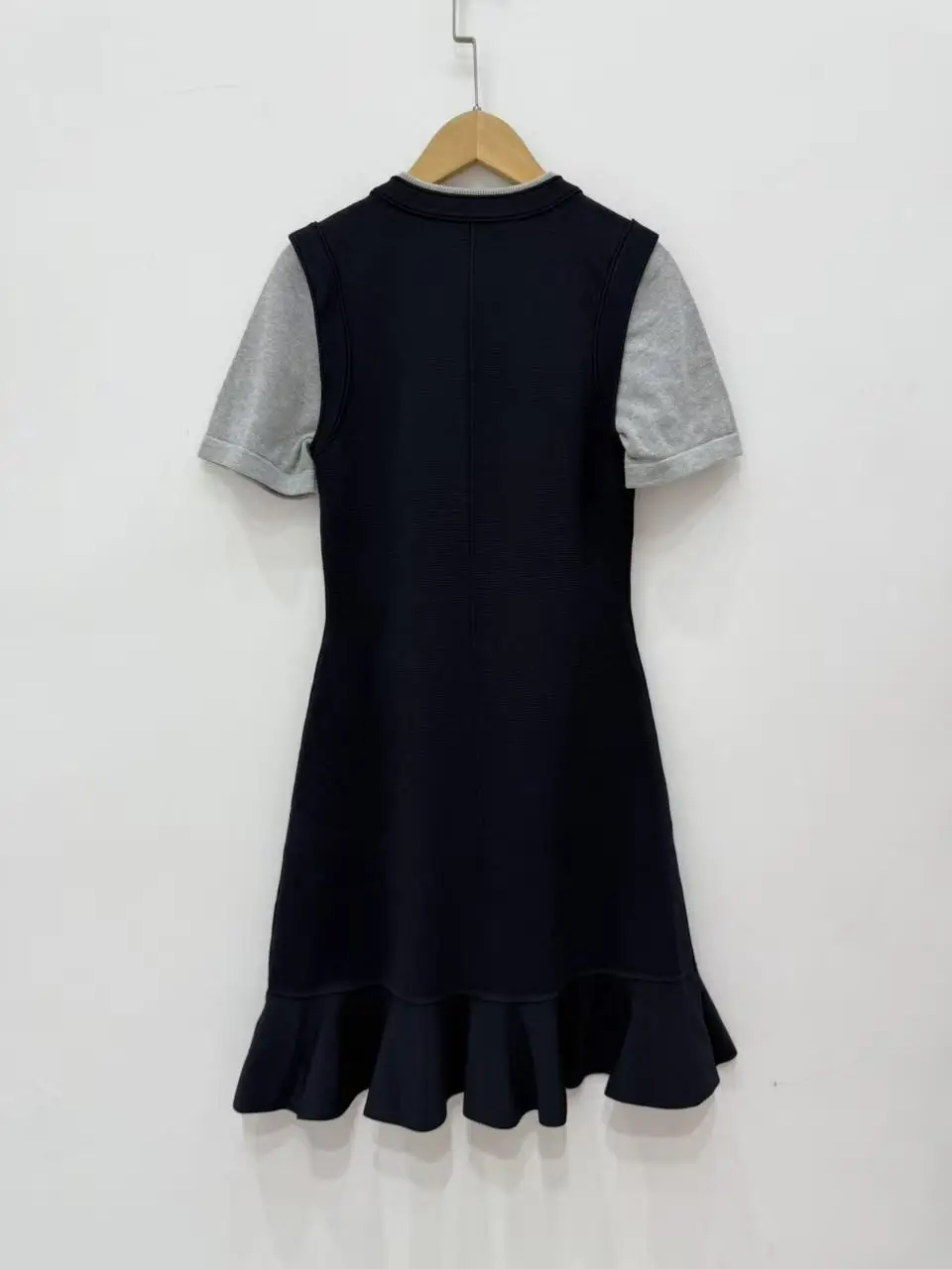 Women's autumn and winter new patchwork two-piece dress short-sleeved ruffled fishtail mini dress