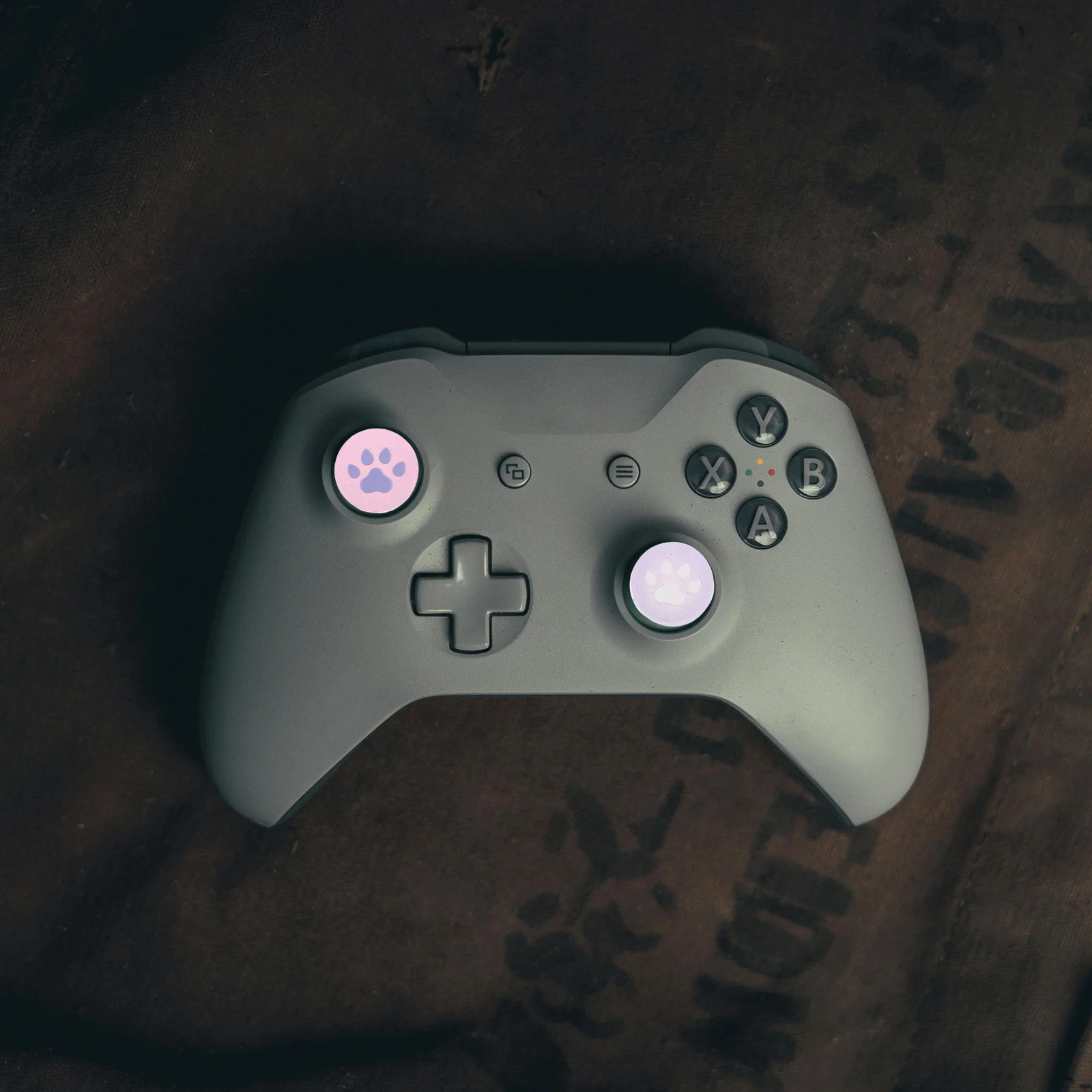 4Pcs Adorable Cat Paw Thumb Stick Covers Luminous Easy to Clean Replacement Grips for Switch Cat Button Caps