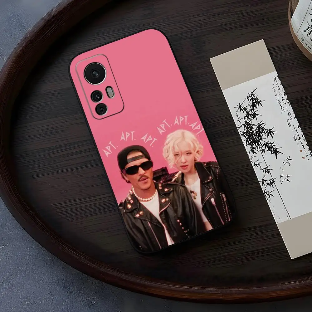 Roseanne Park Apt P… - image