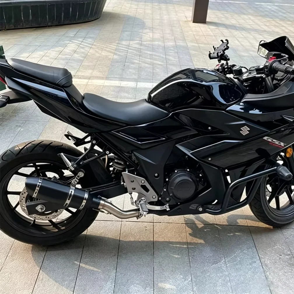 51mmの汎用型バイク用マフラー。250cc、350cc、600ccエンジンに適合。nmax、tmax530、msx125、gsr600に適合。