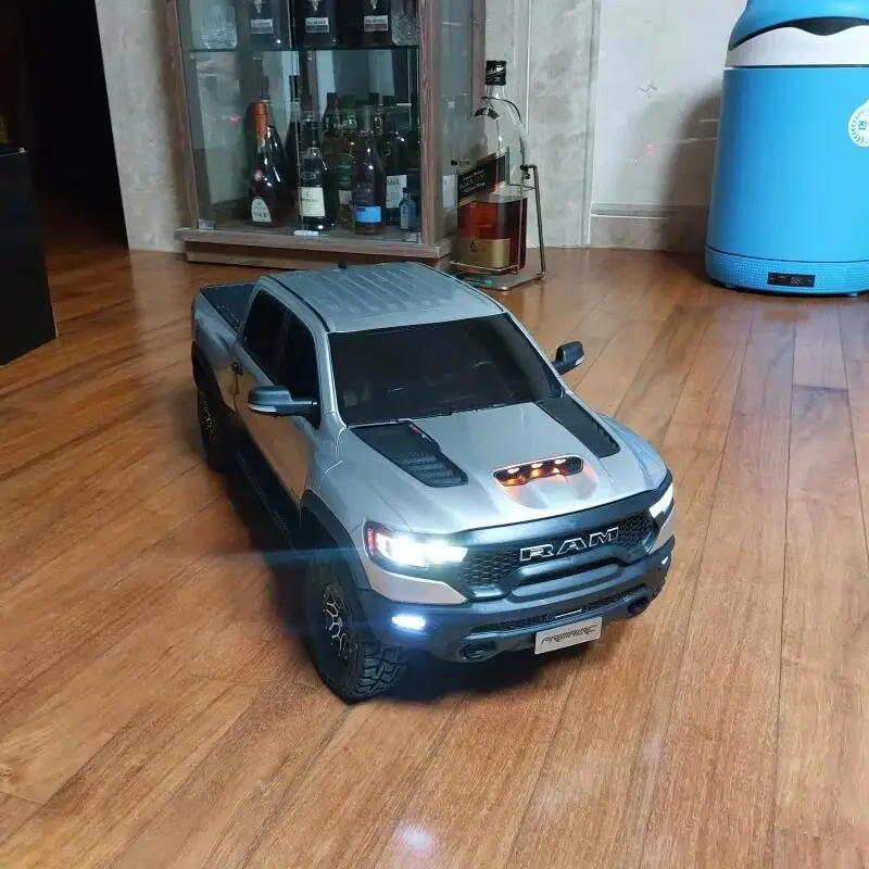 Hot In Stock Dodge Tyrannosaurus Ram 1500 Simulation 1/8 Remote Control Electric 4wd Climbing Vehicle Pickup Off Road Vehicle