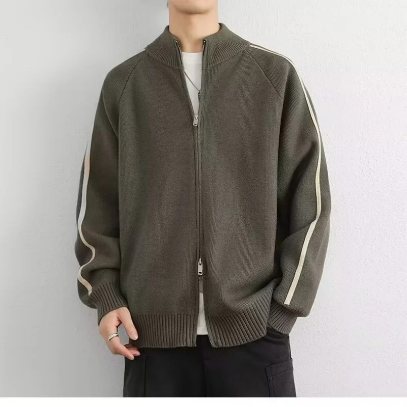 Cárdigan con cuello levantado, Chaqueta de punto con cremallera para hombre, primavera y otoño, nuevo estilo, chaqueta suéter de rejilla de diamantes de alta gama