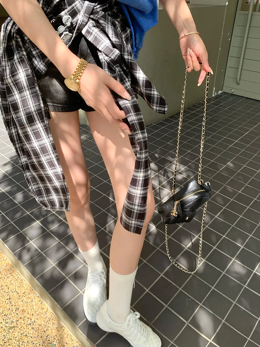 

Fashionable Black Plaid Shirt And Denim Shorts Set Women's Summer Design Sensation Hot Pants Standard Fit Cotton Natural Waist