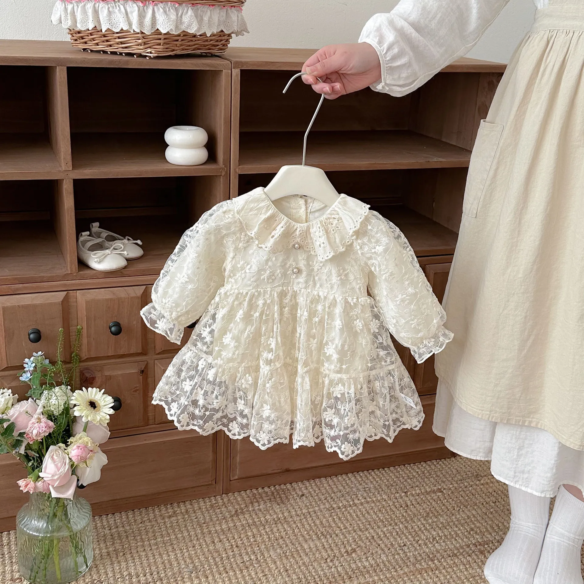

2026 Spring New Baby Romper Dress Lace Embroidered Princess Skirts Baby Girl's Long Sleeve One Piece Clothes Newborn Bodysuit
