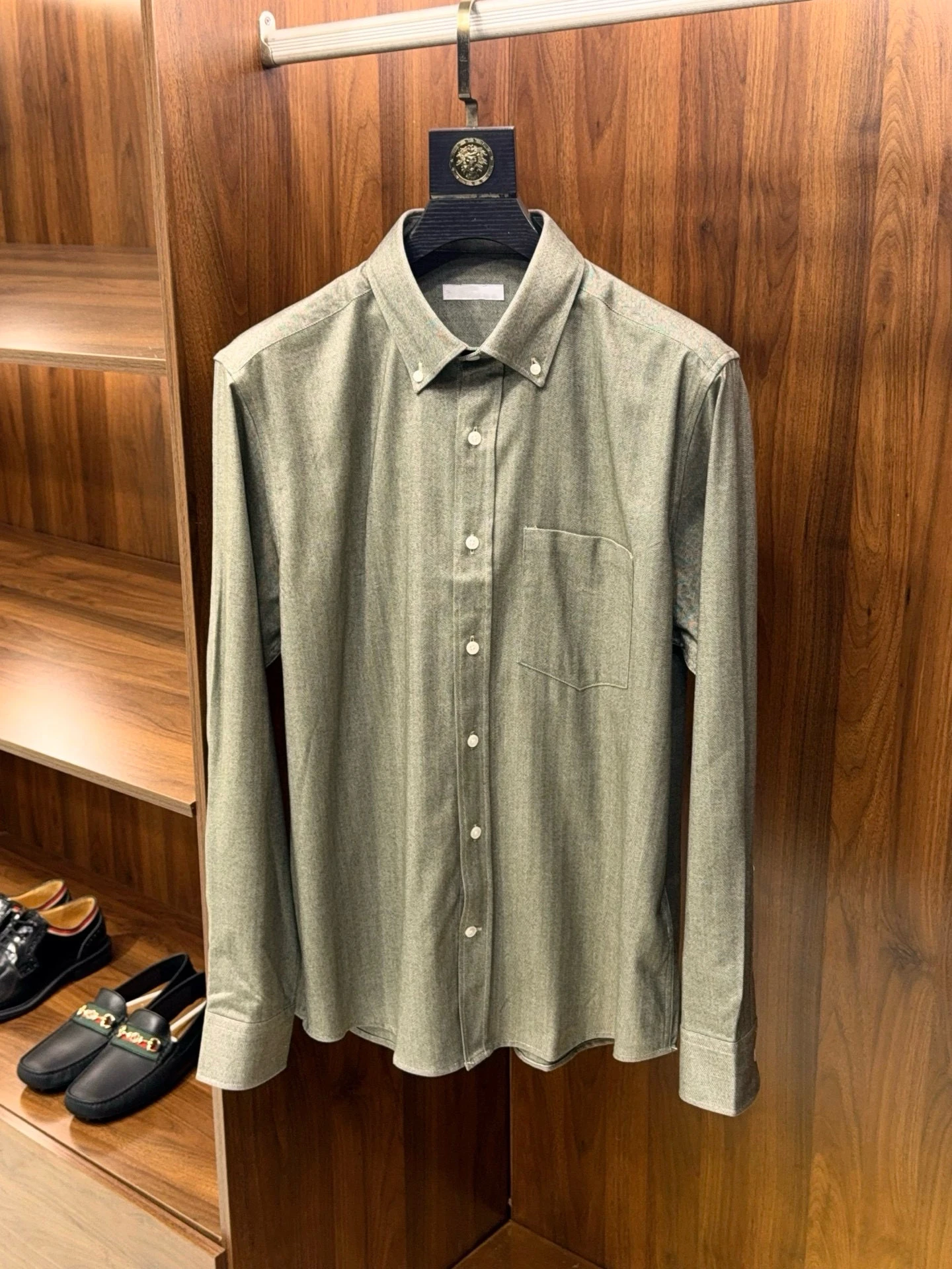

Fashionable High-End Long Sleeve Pure Cotton Casual Shirt Men's Standard Fit Business Casual Pure Color Shirt for Autumn Winter