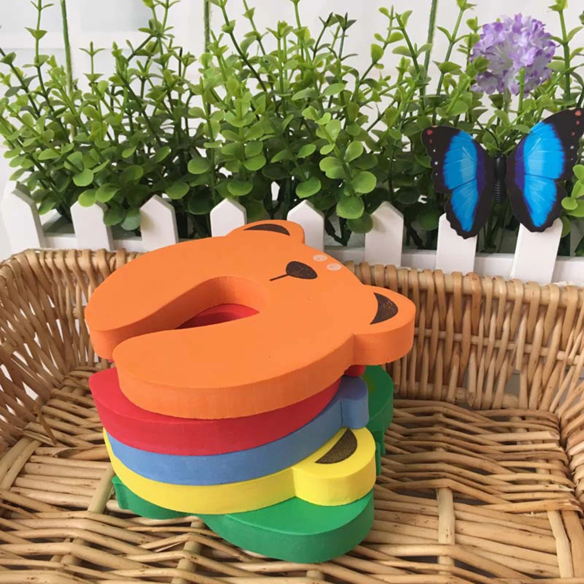 

1Pcs Children Safety Finger Pinch Door Stopper Cartoon Animal Design Prevent Baby Finger Injury Door Cushion Guard for Kids