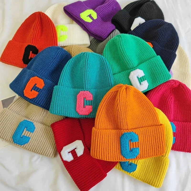 الكورية للجنسين الخريف الشتاء محبوك قبعة كبيرة C رسالة بسيطة قبعة قبعة نسخة Skullies Beanies لينة الهيب هوب قبعات بونيه عادية
