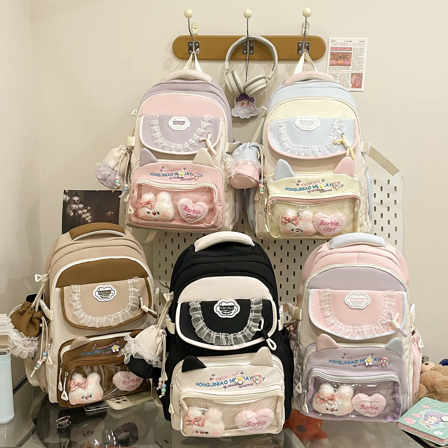 

New Large-capacity Multi-compartment Schoolbag Fashionable Girl Backpack Cute Nylon Ridge Protection Niche Backpack