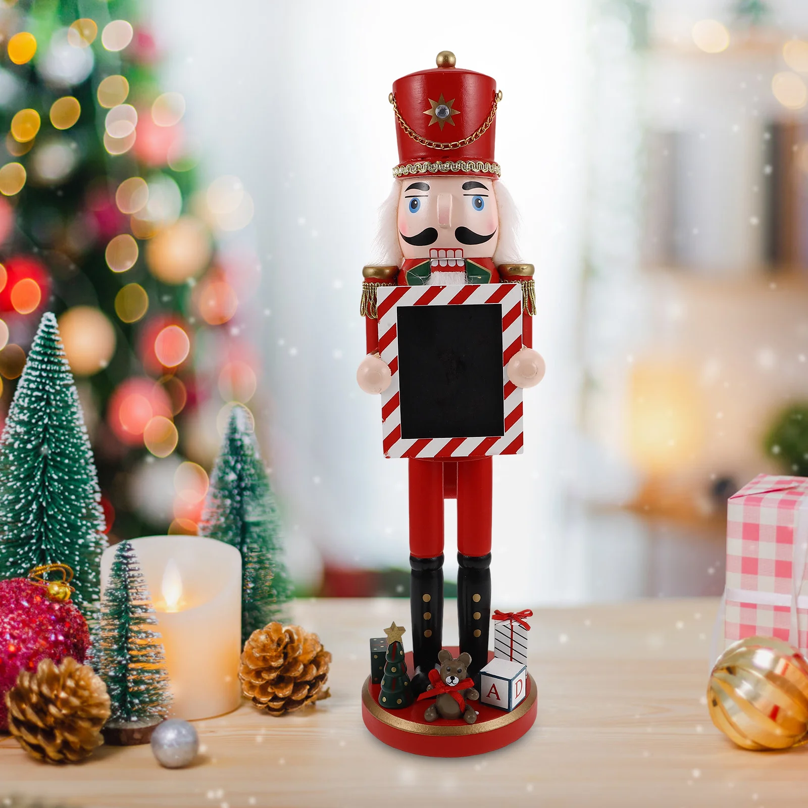 كسارة البندق الخشبية الجندي عيد الميلاد سطح المكتب الديكور كسارة البندق التقليدية الملك الشكل عطلة الجدول زخرفة