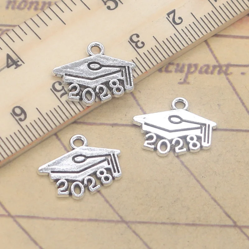 30pcs Charms 2027 Graduation Cap 2028 Diploma 14x13mm Antique Silver Color Pendants DIY Handmade Finding Tibetan Making Jewelry