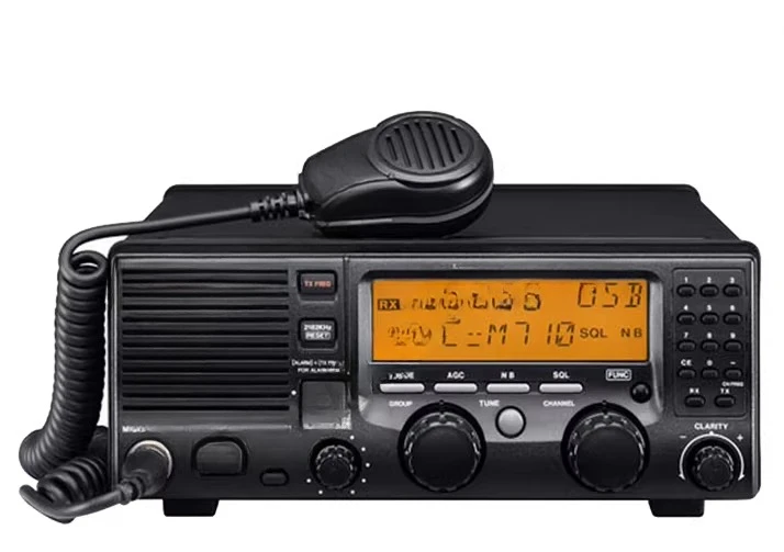 Marine single sideband radio, with sky tune