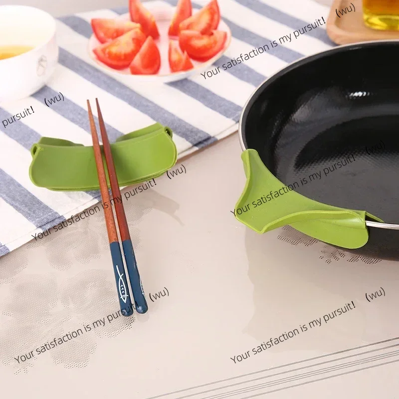 1 قطعة قمع المضادة للانسكاب سيليكون الانزلاق على صب الحساء صنبور قمع للأواني المقالي والأطباق والجرار أداة المطبخ دروبشيب