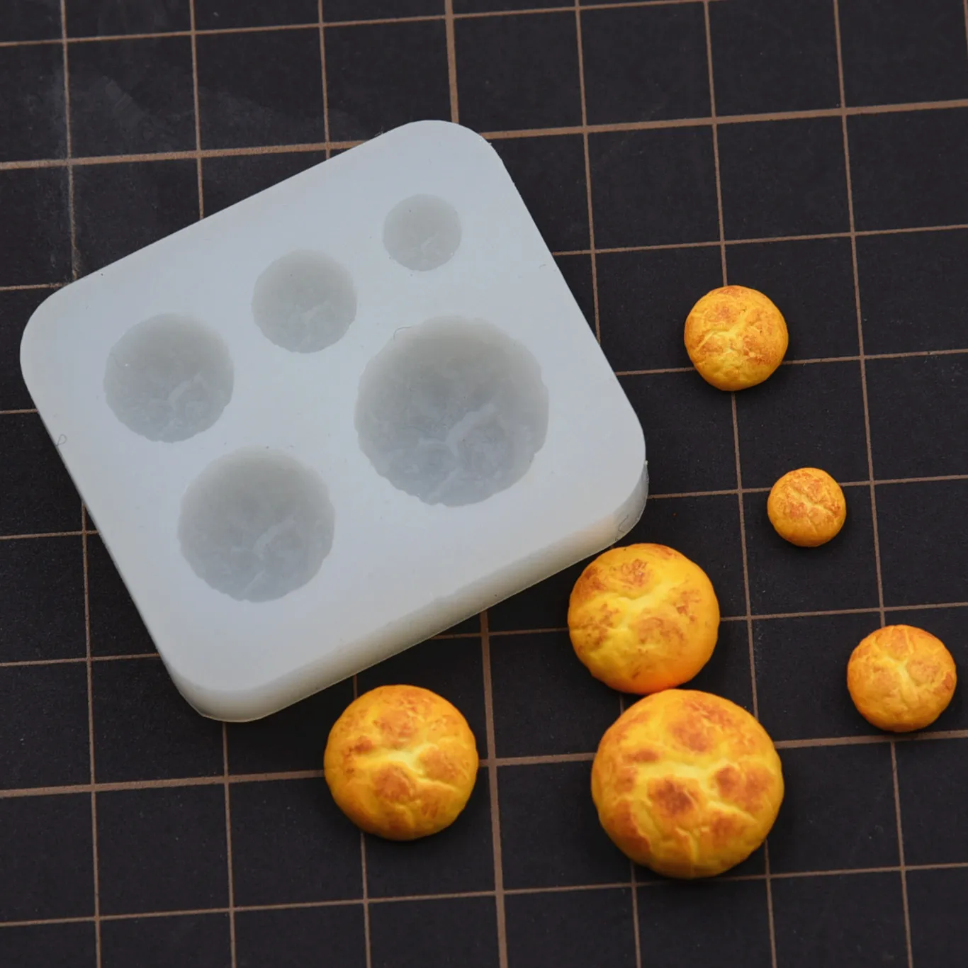 Mini Pinapple Bread Silicone Mold Resin Clay Tinny Handcraft Fasting DIY Molds