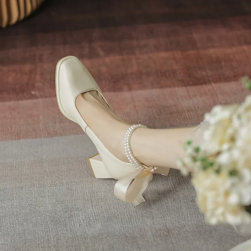 2022 New High Heels Women\'s Fashion Bow Thick Heel Square Toe Mary Jane Shoes Elegant Medium Heel Women\'s Shoes Party Shoes