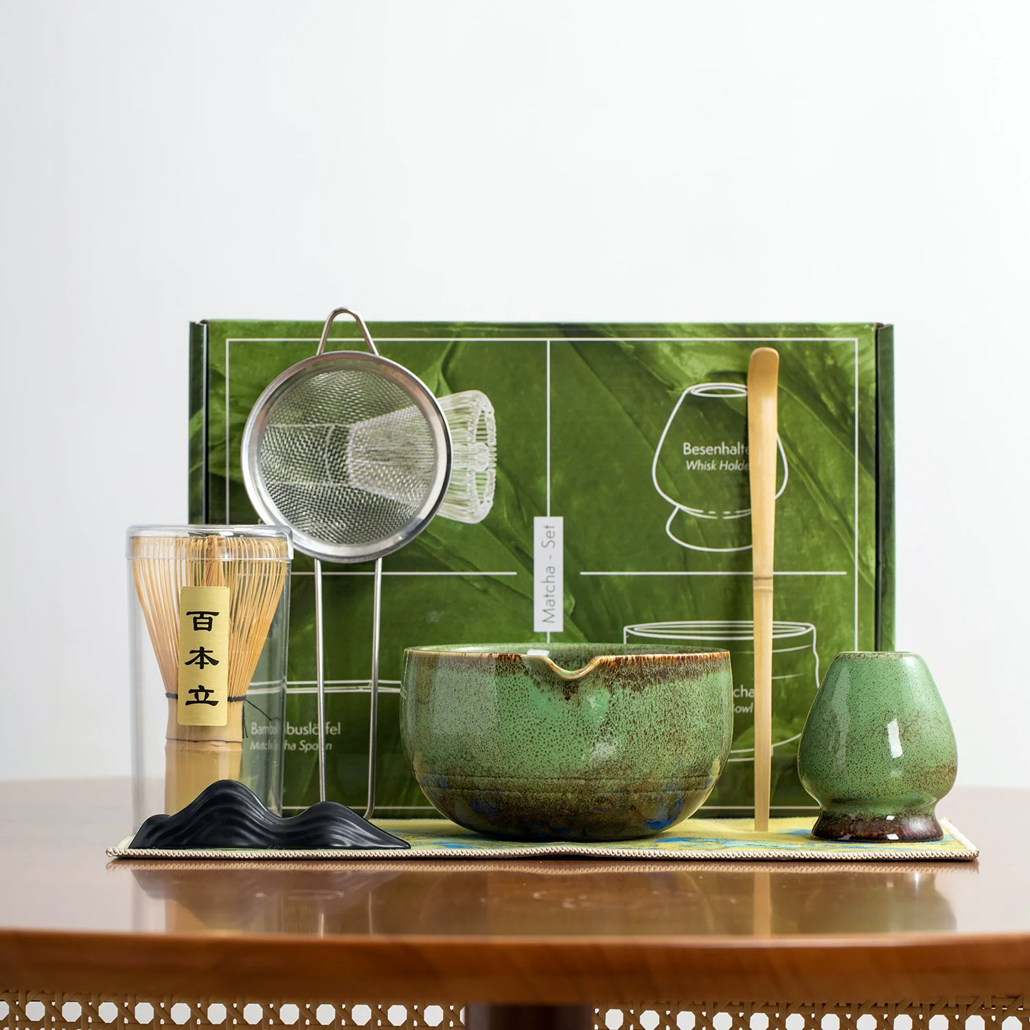 

Набор венчиков для матча, 4 шт., элегантный чайный сервиз для матча, многоразовый набор для изготовления матча с керамической чашей для матча, держатель венчика для матча для любителей чая