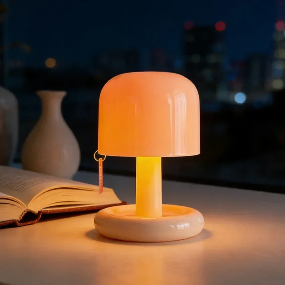 Mini Sunset Night Light Creative LED Table Lamp Mushroom light USB Rechargeable Desk Bedroom Coffee Bar Decor Atmosphere Lamp