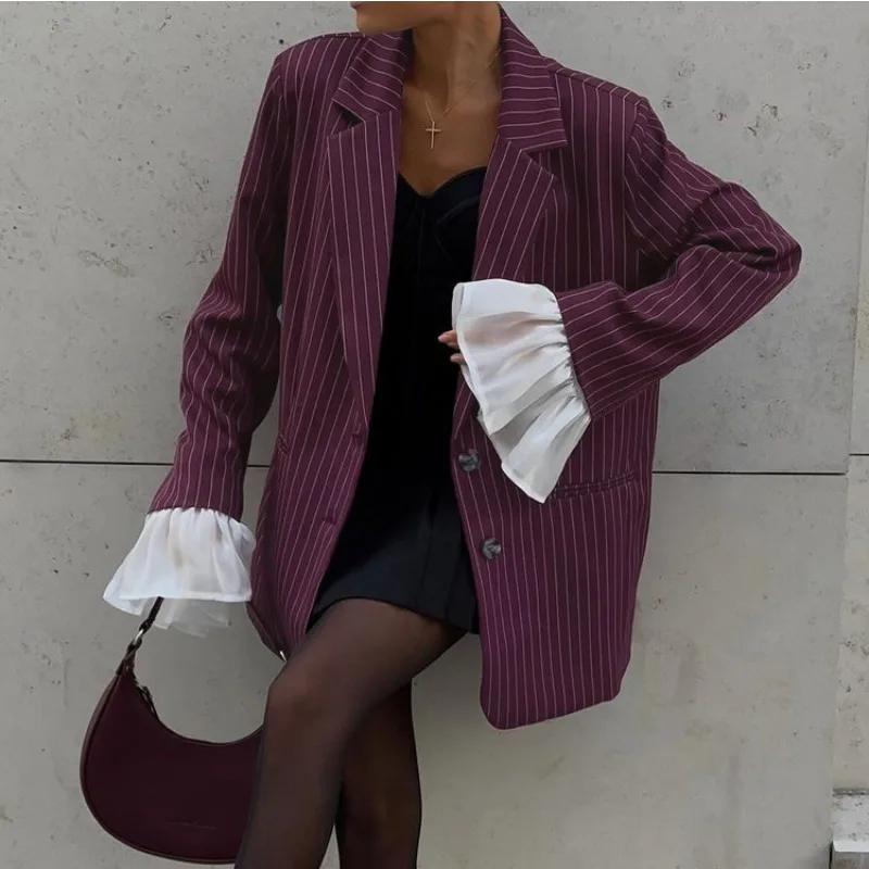 

2026 Spring New Temperament Striped Blazer Women's Lace Flared Sleeve Casual Suit