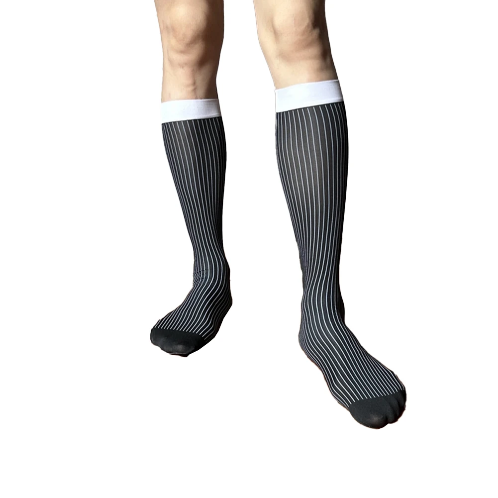 Skarpety męskie w paski do garnituru biznesowego, na formalne okazje, czerwone, prześwitujące, długie, skarpety męskie.