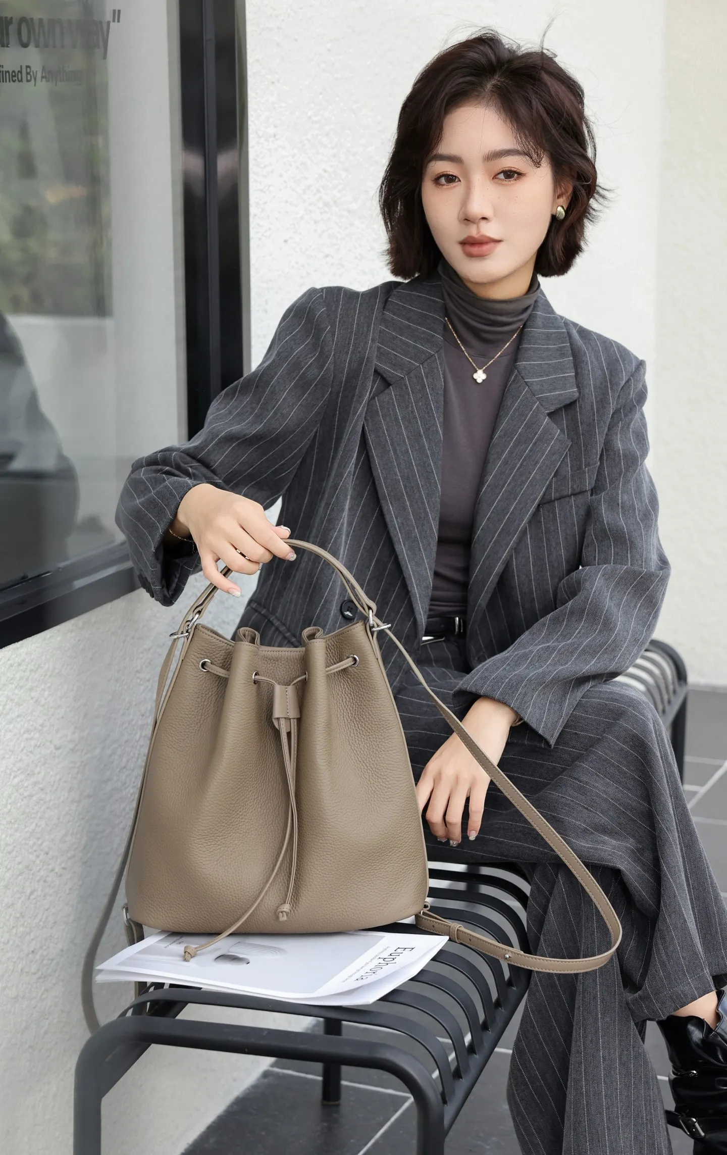 

Women's Shoulder Bags Handbags Leather Bags Zipper Closure Large Capacity Underarm Shoulder Bags Fashion Stylev