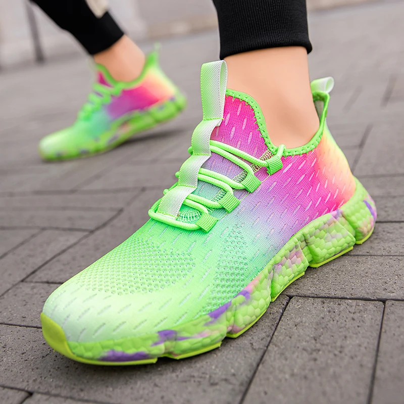 Lightweight Women Running Shoes New Colorful Female Sports Shoes Breathable Couple Casual Sneakers Flexible Fashion Men Tennis