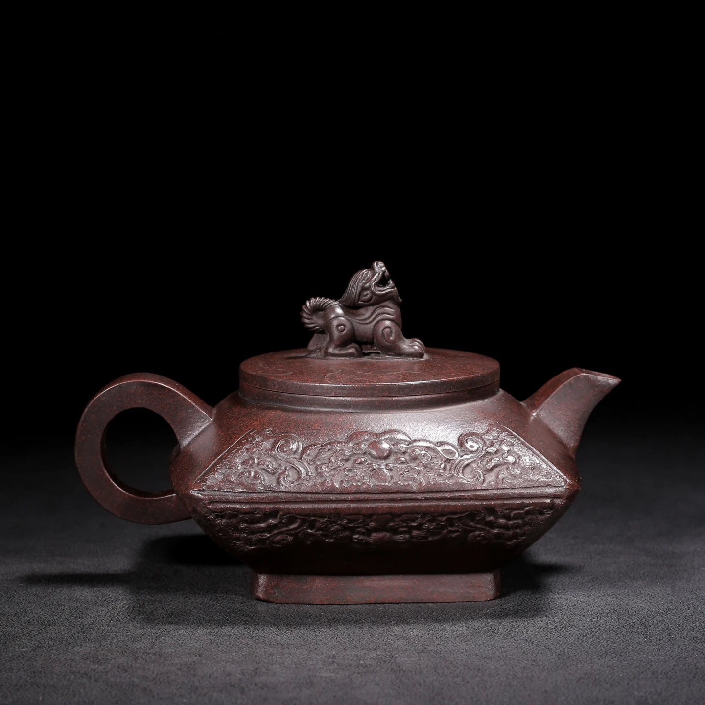 Old Chinese Handcraft Enameled  YiXing Zi Sha Clayeapot ,oar to the sky Teapot ,with mark,Free shipping