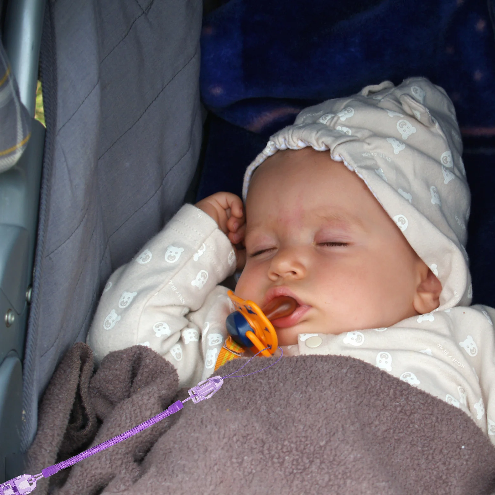 

4Pcs Clear Silicone Pacifier Clips Baby Badge Holder No Bpa Phthalates Safe for Clothing Accessories Pink Blue Purple Green