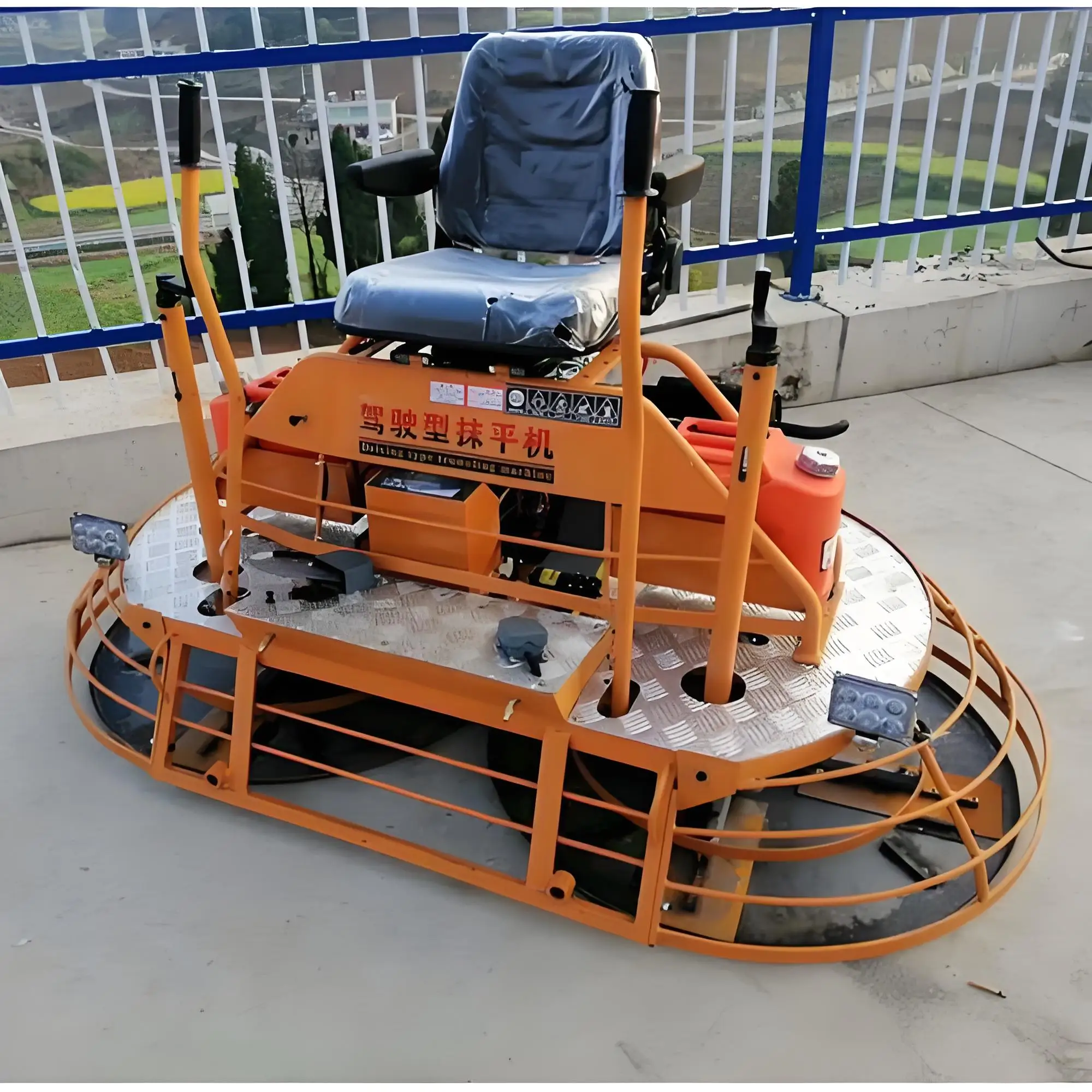 Ride-on Type Concrete Power Trowel petrol Trowel Concrete Spreader