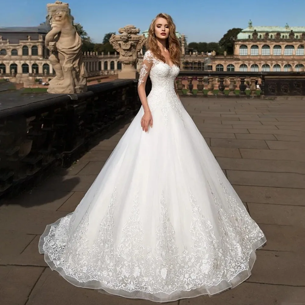 Customized Lace Luxury Heart-shaped Collar Long Sleeved A-line Wedding Dress with 2026 White Princess Decal Fluffy Bridal Gown