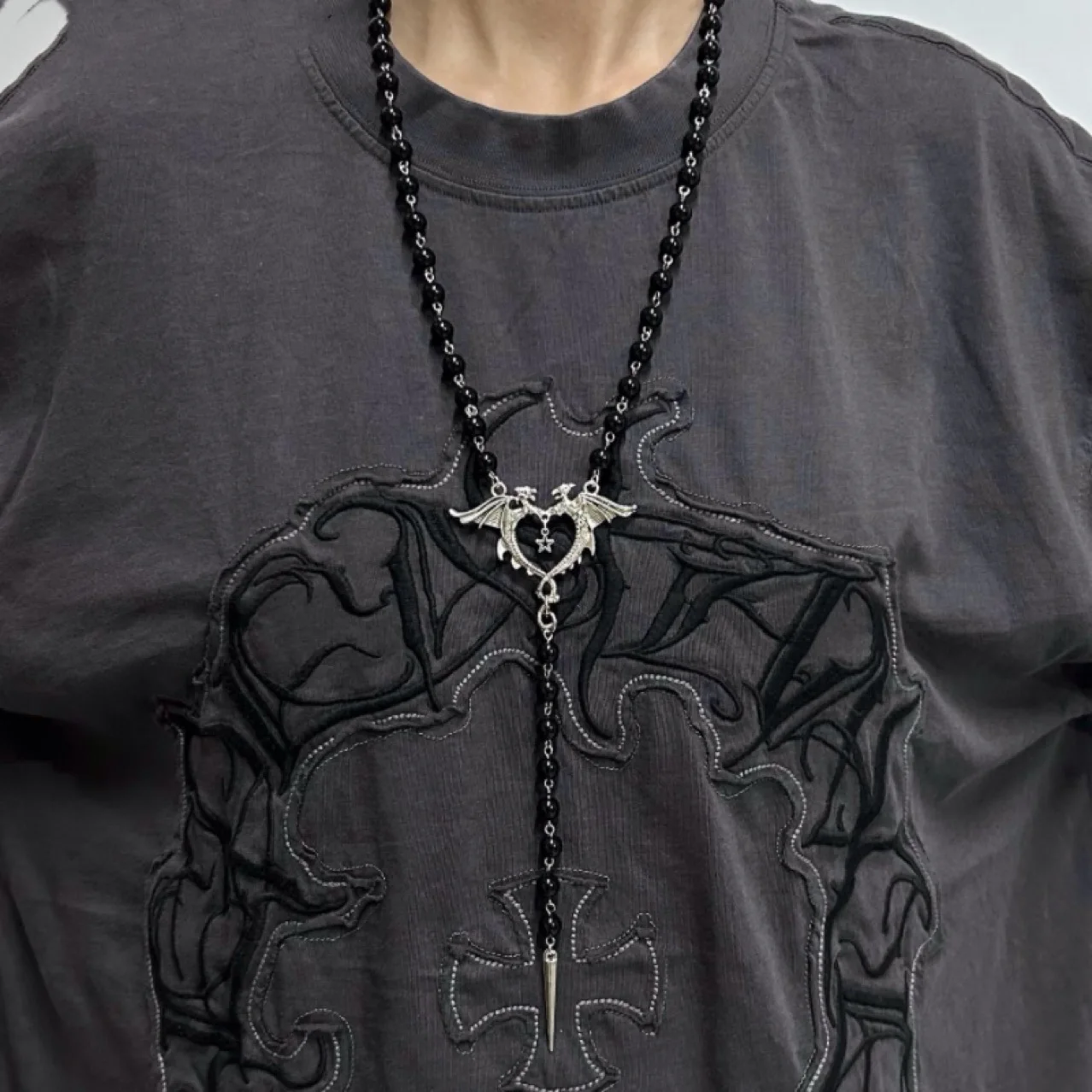 Dark Style Y2K Gothic Double Dragon Twisted Heart Pendant Necklace Black Beads