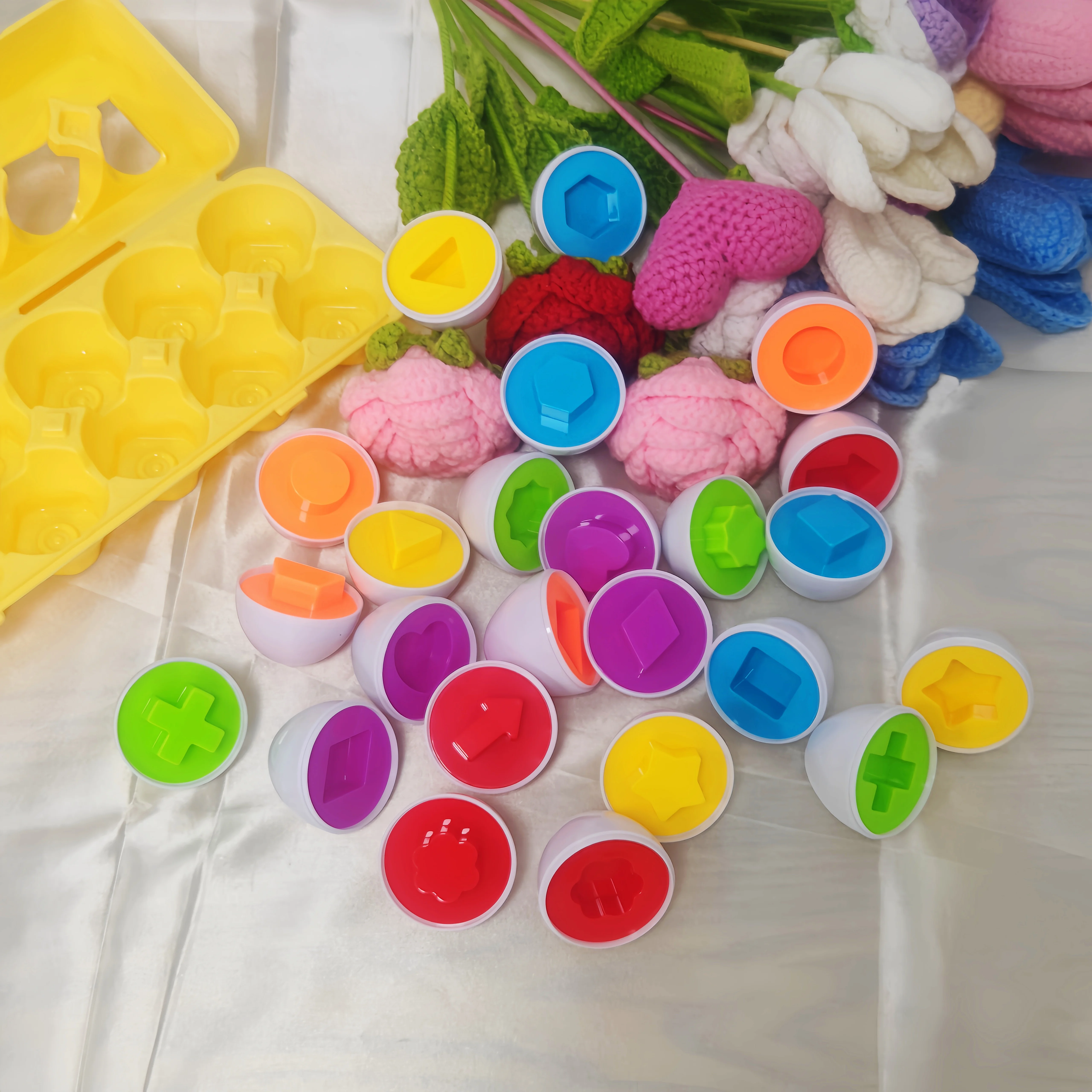 Bijpassende eieren speelgoed kleur- en vormherkenning sorteerder puzzel, Montessori speelgoed voor baby paasreizen bingospel, zintuiglijk vroeg