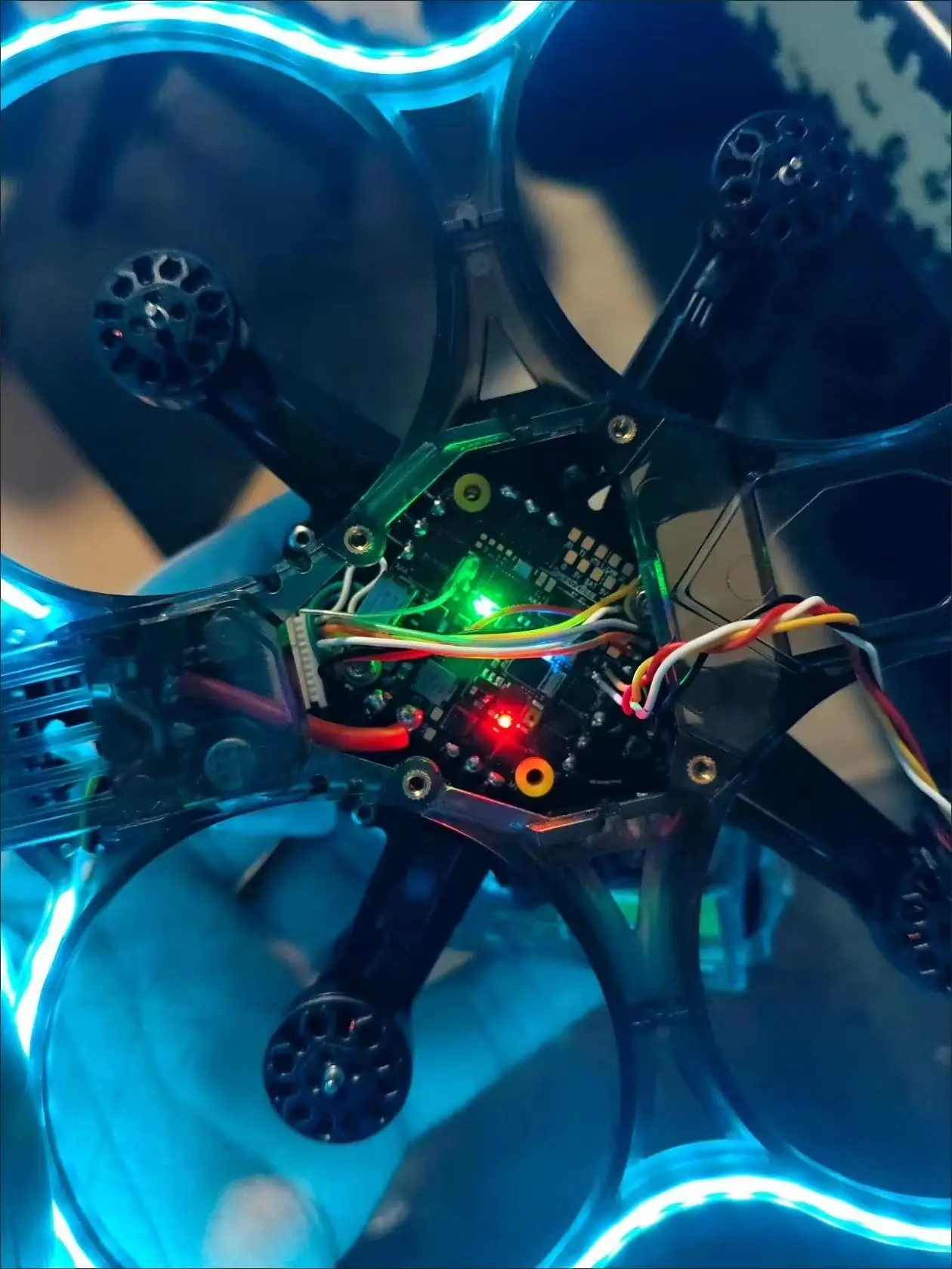 

GEPRC TAKER F722 BT 60A 4in1 ESC и F7 Flight Controller Stack, совместимость с 8S 100A BLS, барометр Black Box для FPV Drone