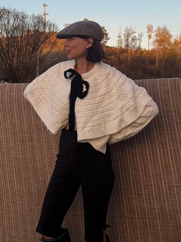 

Elegant Cable Knit Cape Cardigan Women Chic Lace Up Full Sleeve Loose Short Cardigans 2025 Lady Autumn Commute Street Knitwear