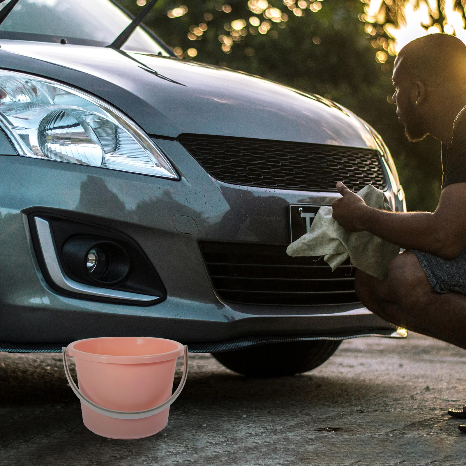 

Multipurpose Plastic Bucket Portable Handle Home Supplies Easy Clean Tough Smooth Surface Long Lasting Dormitory