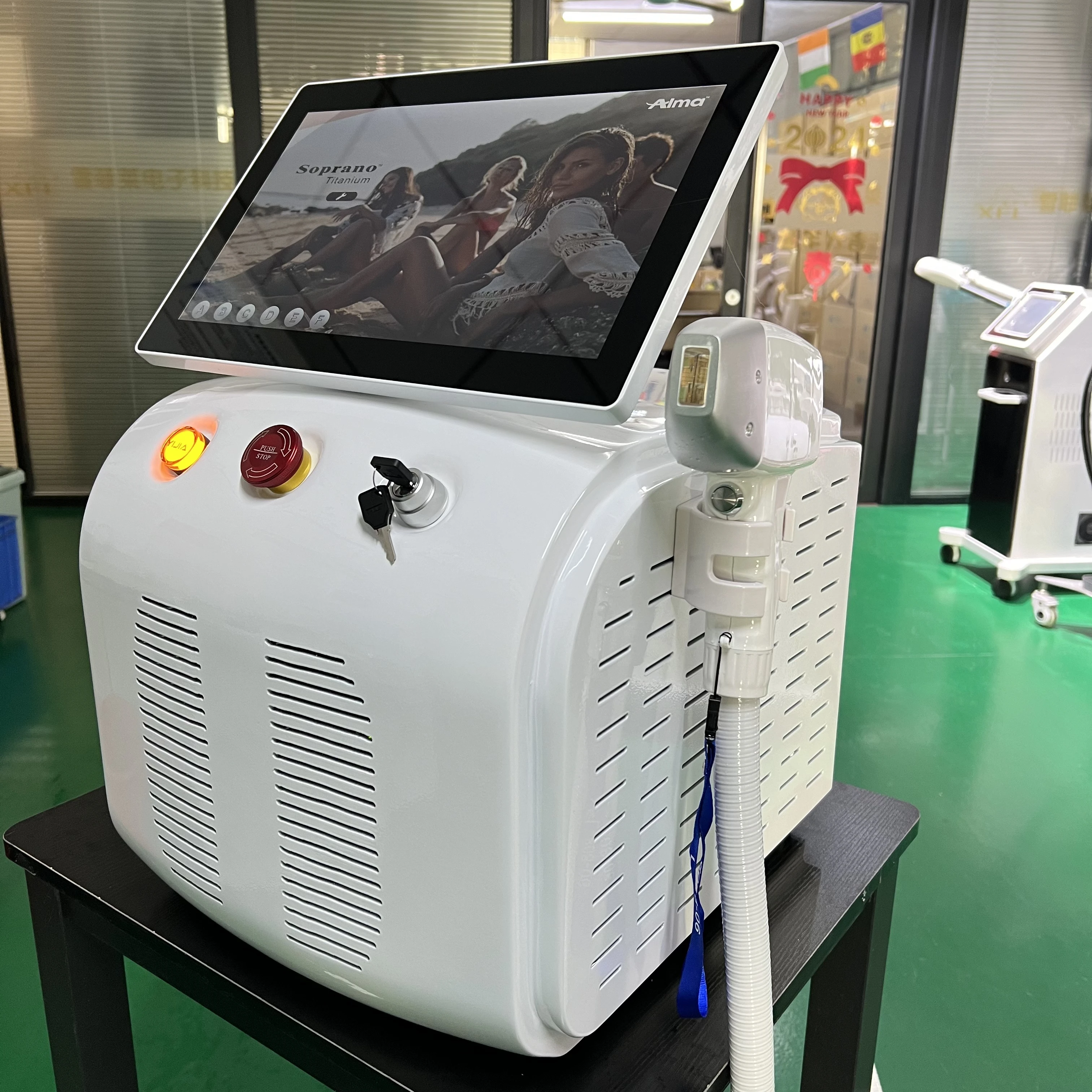 2024 Portable Diode Ice Titanium Laser Body Hair Remov Machine Professional 2 In 1Nd Yag Pico Laser Tattoo RemoV Machine