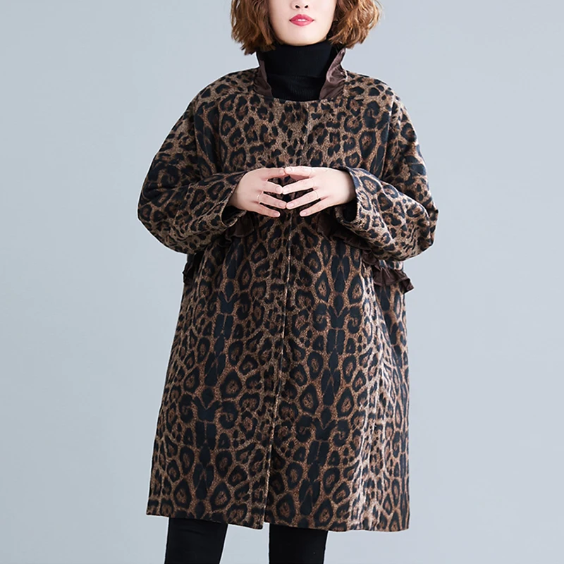 معطف صوفي نسائي كبير الحجم للخريف والشتاء مع كشكش من الخشب متوسط الطول يخفي اللحوم معطف مبطن بالقطن للتخسيس